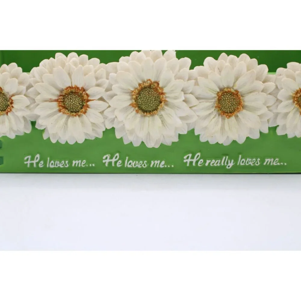 Green Notepad & Pen Holder White Daisy Design 